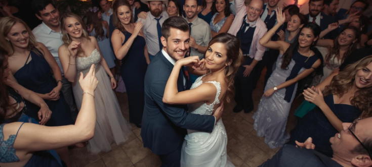 Musikalische Ideen für emotionale Hochzeitstänze und besondere Momente.