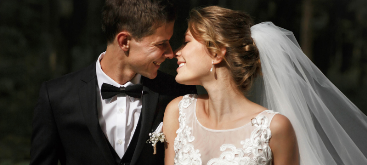 DJ René gibt Brautpaaren Tipps zur Auswahl des passenden Hochzeits-DJs, Preis-Leistungs-Abwägung und Vorgesprächen