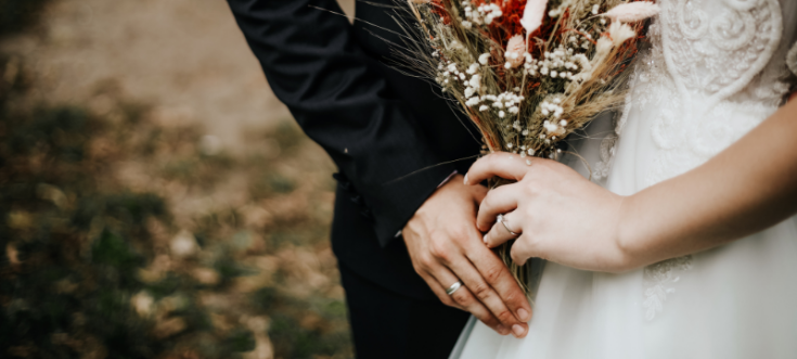 Hochzeits-DJ René begleitet Brautpaare mit Musik, Ablaufplanung und Erfahrung für einen unvergesslichen Hochzeitstag.