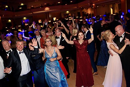Abschlussball Musi für alle Generationen Abschlussball Musi für alle Generationen